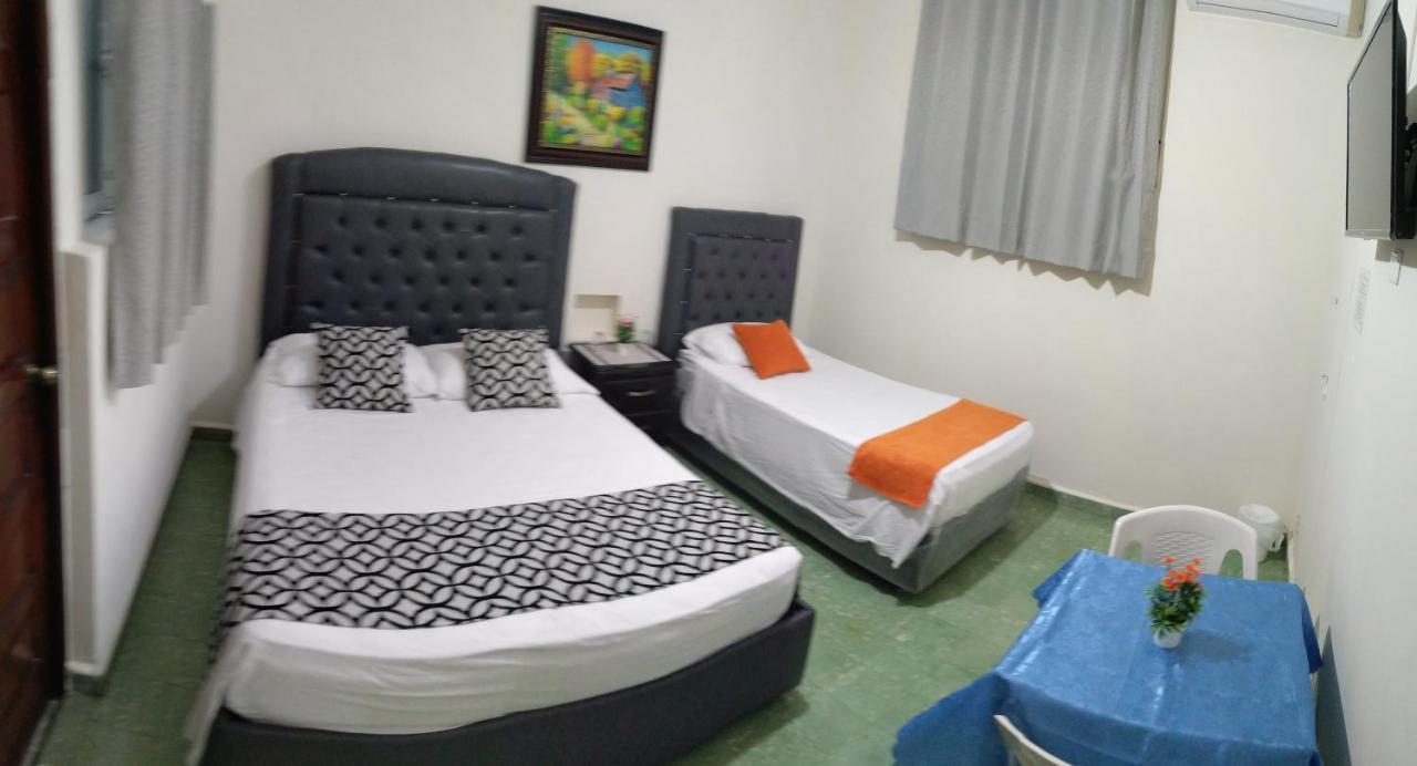 Arboleda Hostal Santo Domingo Exterior photo