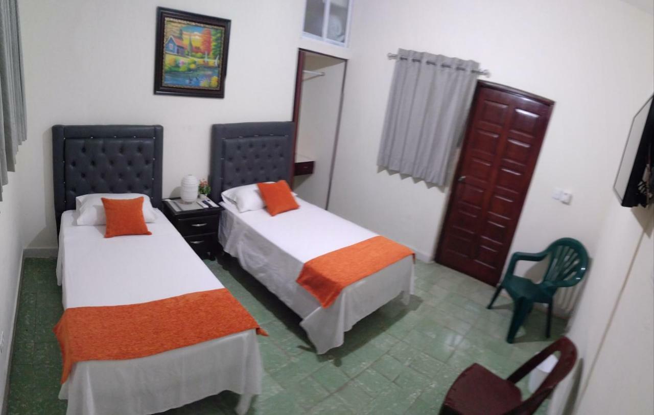 Arboleda Hostal Santo Domingo Exterior photo